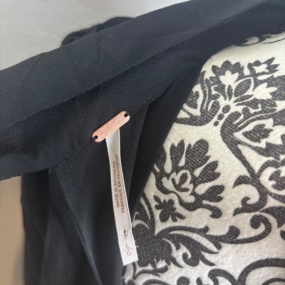 Free People L Black Velvet & Chiffon Dress Bell Sleeves Witchy Whimsigoth - Picture 4 of 5